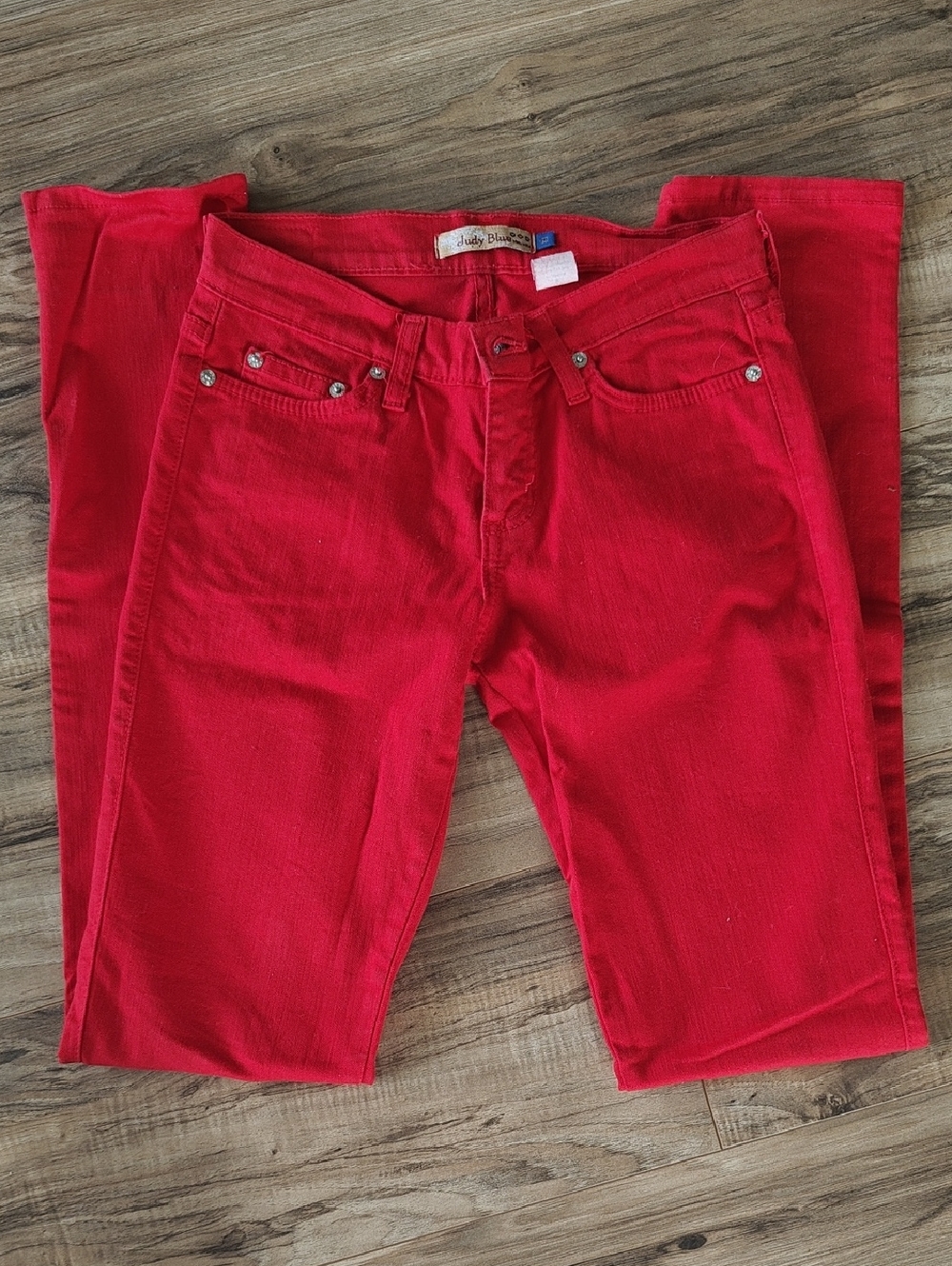 VGUC Red Judy Blue Skinny Jeans
